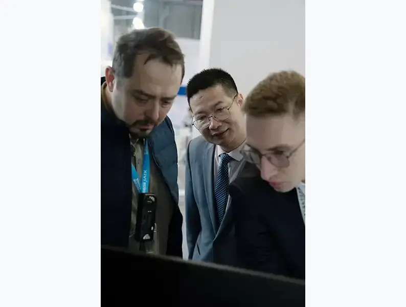 Сканирующая нанолаборатория и профилометр uSTEP 300 на Productronica 2025 в Шанхае