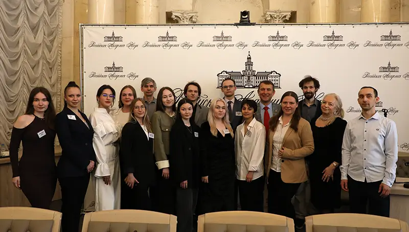 Юные физики и наномир: «Активная Фотоника» на церемонии РАН