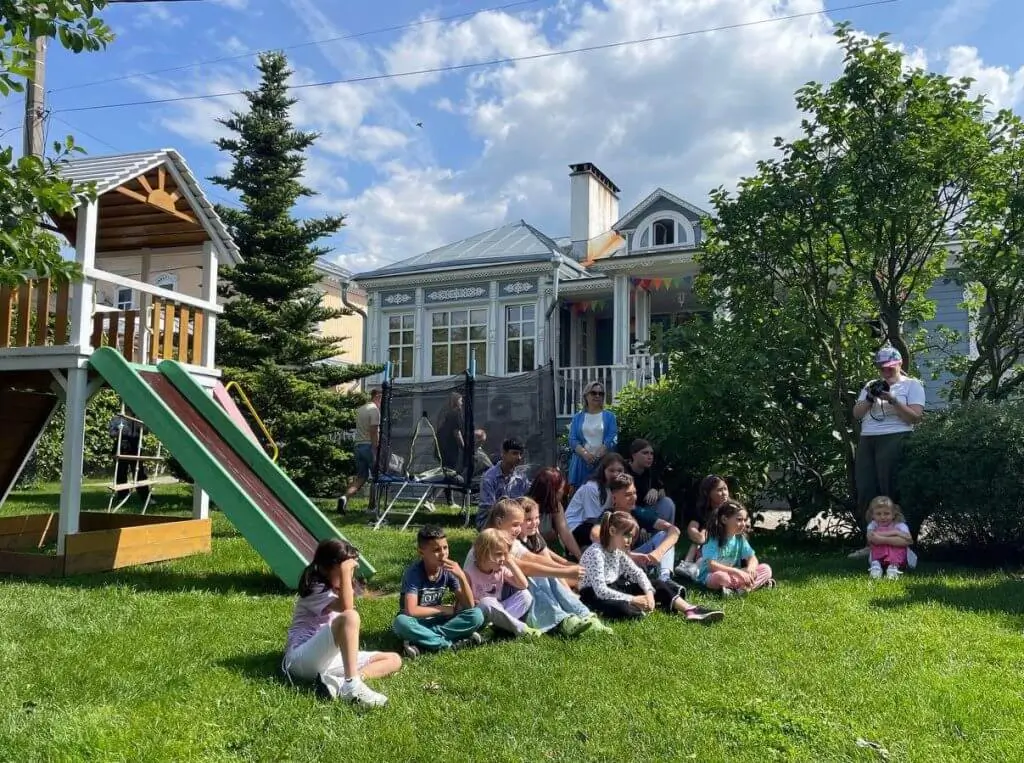 Делаем добро вместе: ГК «НТ‑МДТ» поздравила с 10‑летием детский приют в Коломне